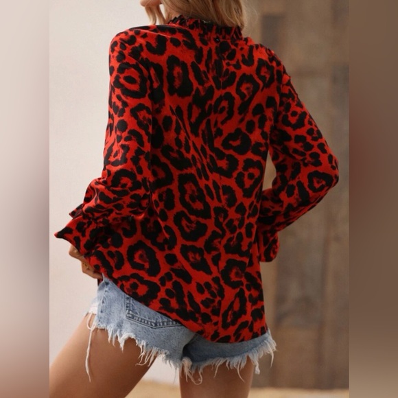 New Leopard Print Blouse - Picture 2 of 6